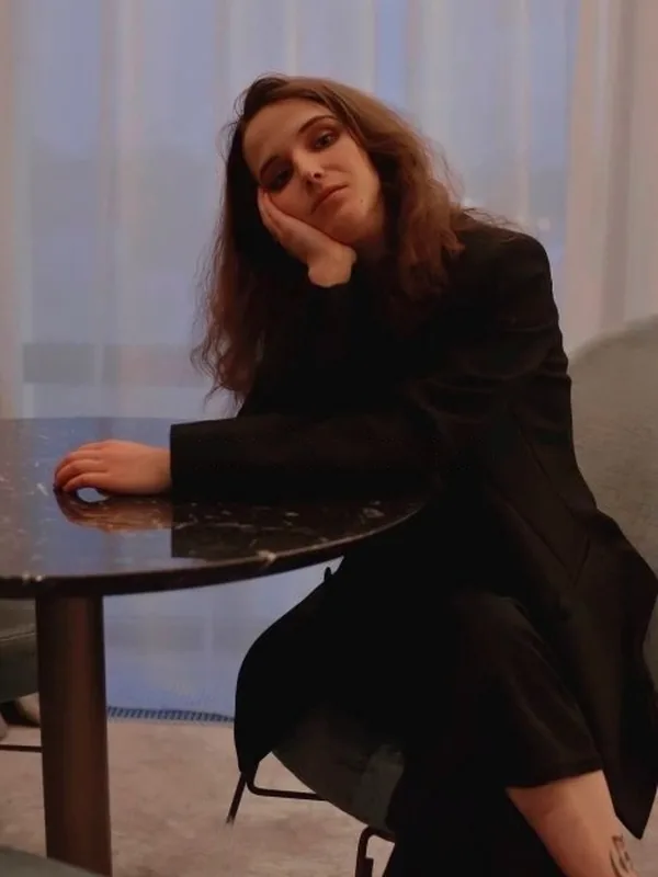 טליה — חשפנית לרמלה