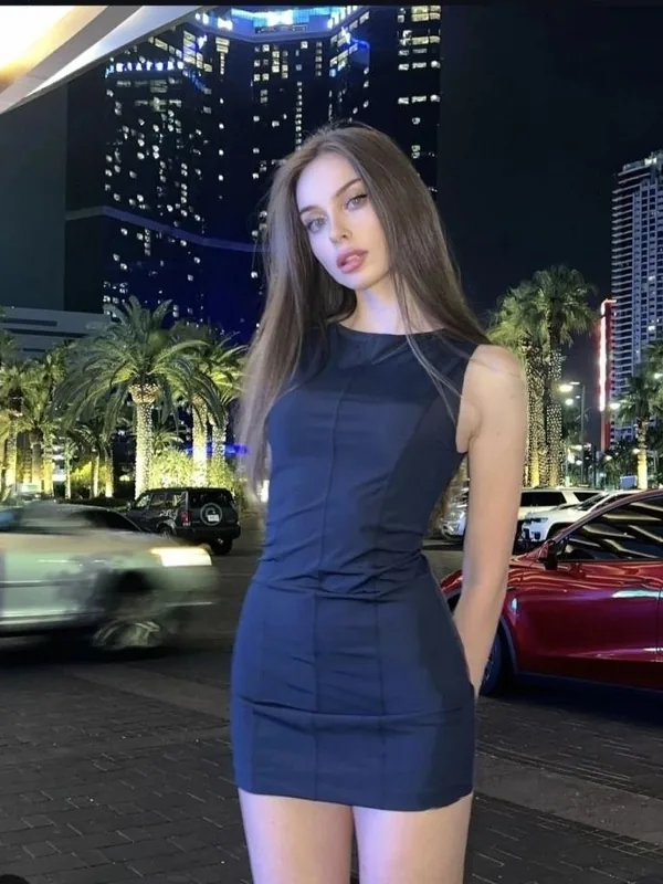 ולריה — חשפנית להשרון וגוש דן